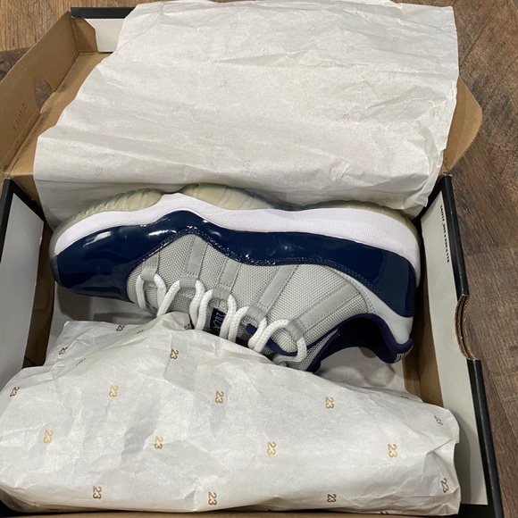 Jordan 11 low - Picture 4 of 4